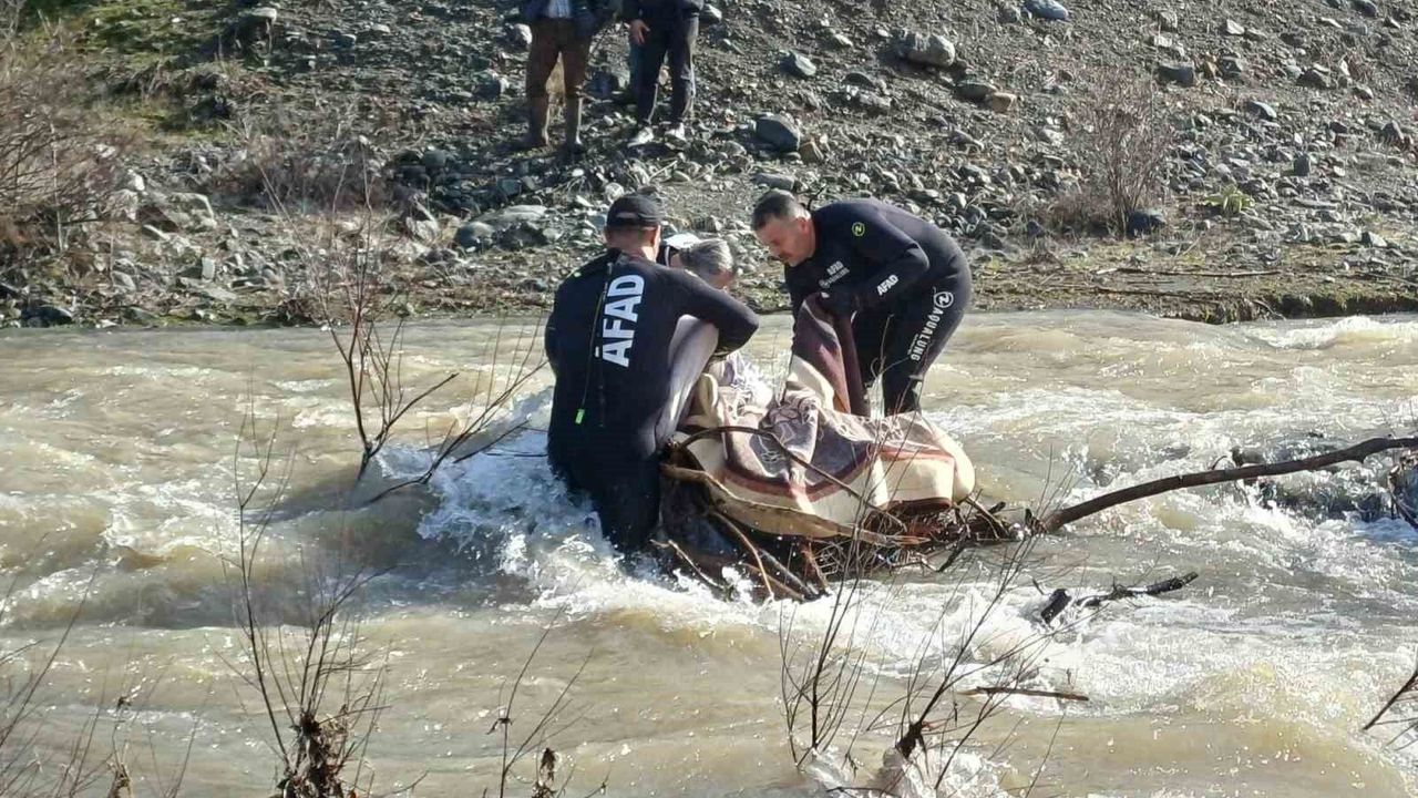 Tokat'ta kaybolan kadın dere yatağında ölü bulundu