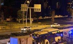 Ankara'da kamyonet EGO otobüsüne çarptı