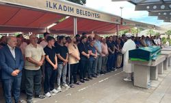 Samsun'un 'Çaydanlıkçı Zeki'si son yolculuğuna uğurlandı