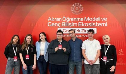 Bilecik GençTek ekibi Ankara'daki zirveye katıldı