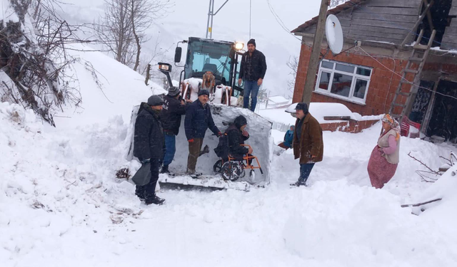 Yollar anne ve engelli çocukları için açıldı