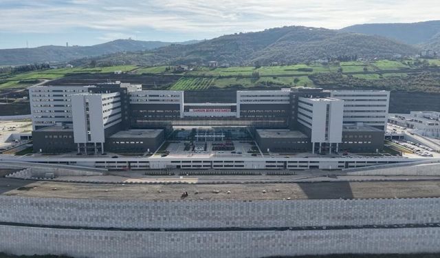 Kadın doğum ve çocuk klinikleri 2 Mart'ta Samsun Şehir Hastanesi'nde