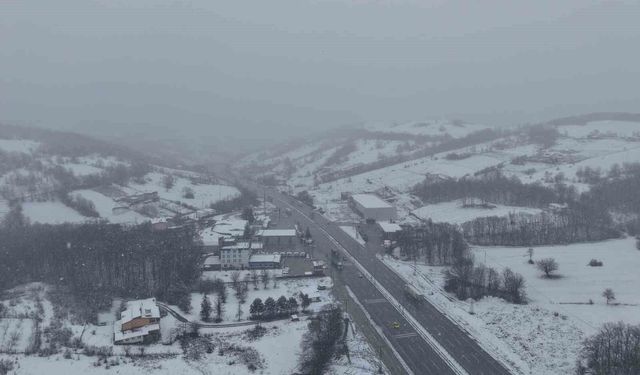 Samsun'da yüksek kesimler beyaza büründü