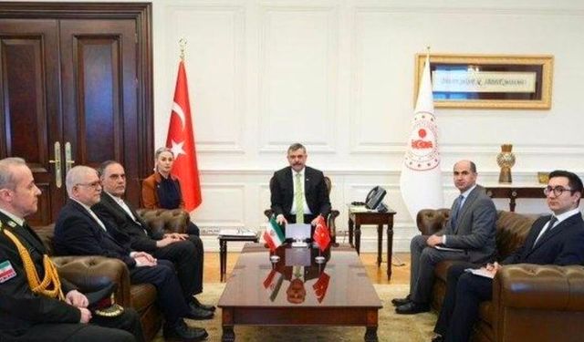 Bakan Çiftçi, İran'ın Ankara Büyükelçisi Habibullahzadeh ile bir araya geldi