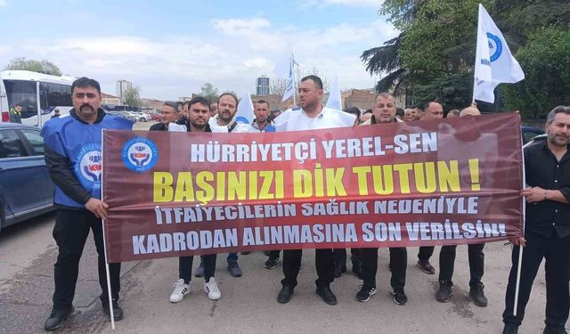Kadroları alınan itfaiyecilerden Ankara Büyükşehir Belediyesine tepki