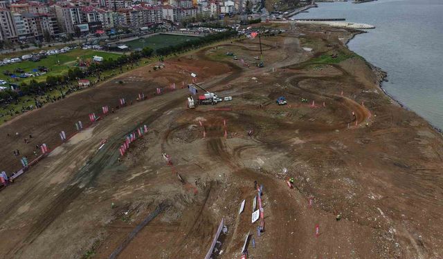 Karadeniz sahilinde adrenalin fırtınası: Trabzon'da off-road yarışları, final etabıyla devam etti