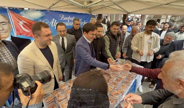 Tokat Belediyesi Türkeş'i dualarla yad etti