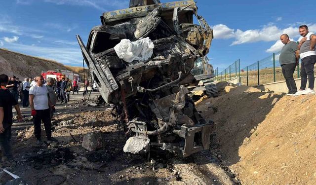 Ankara'da ABB'ye ait kamyon kaza yaptı: 2 işçi hayatını kaybetti