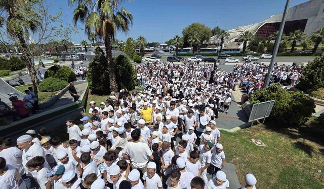 Samsun'da 2 bin Kur'an kursu öğrencisi camiye akın etti