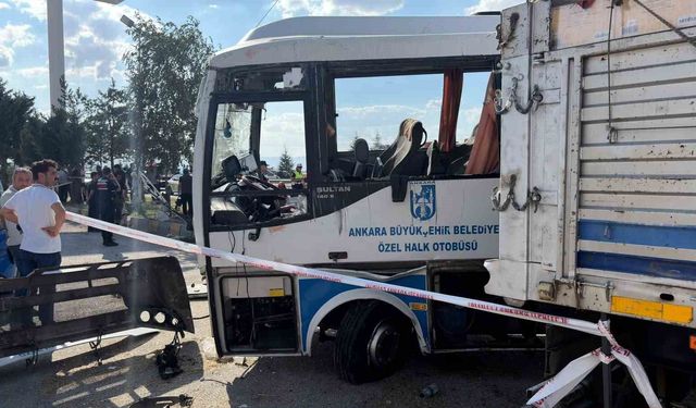 Ankara'da midibüs ile kamyon çarpıştı: 1 ölü, 16 yaralı