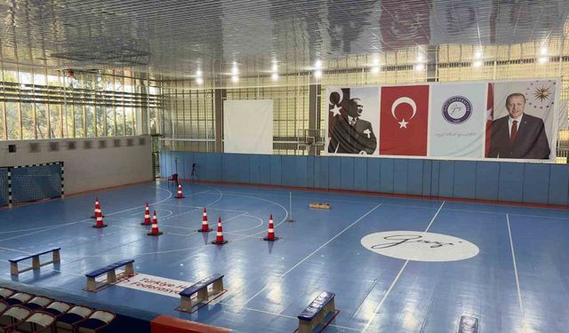 ÖZYES, 2 yıldır ÖSYM bünyesinde tek sınav haline getirilerek uygulanıyor