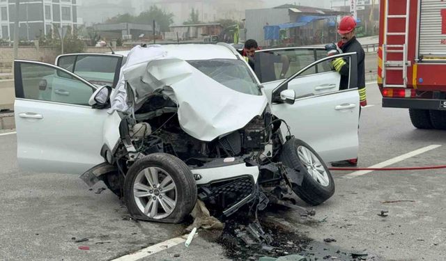 Samsun'da SUV araç direğe çarptı: 1 ölü, 3 yaralı
