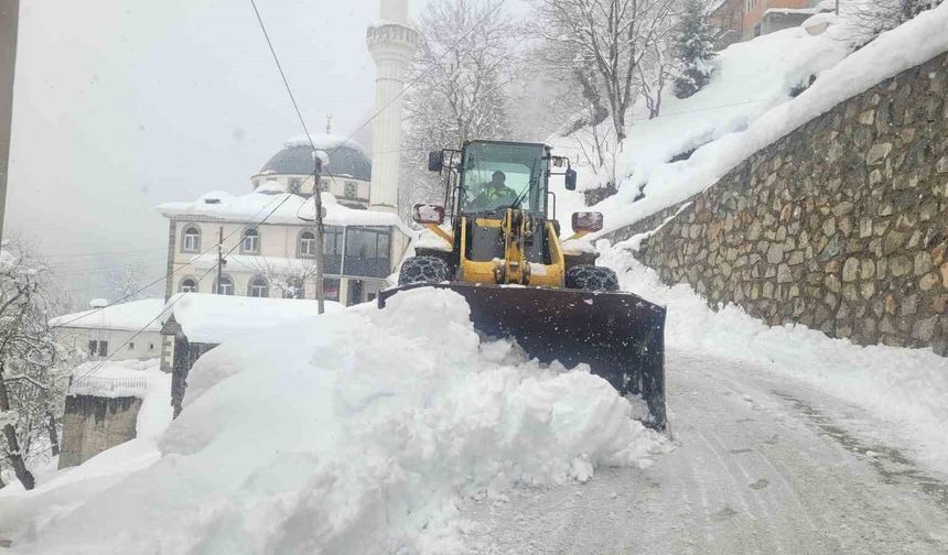 Trabzon'da kapalı mahalle yolu kalmadı