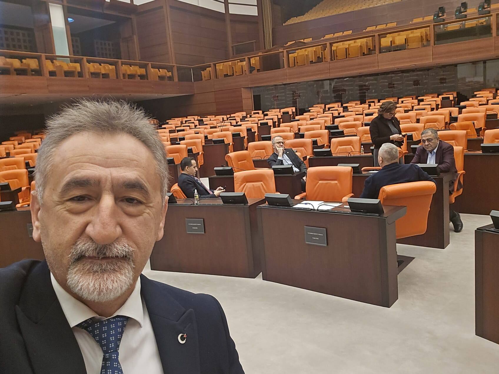 Adıgüel Meclisdsad2