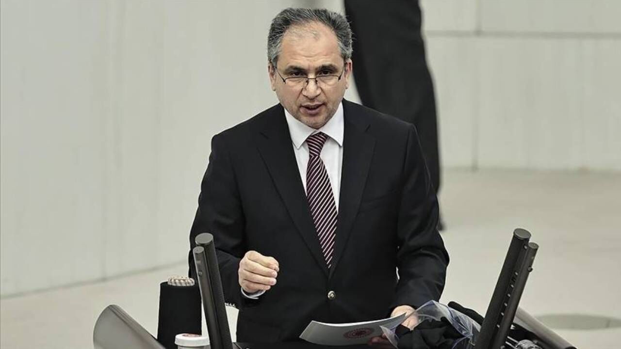 C X Z C X C X Z C X Z