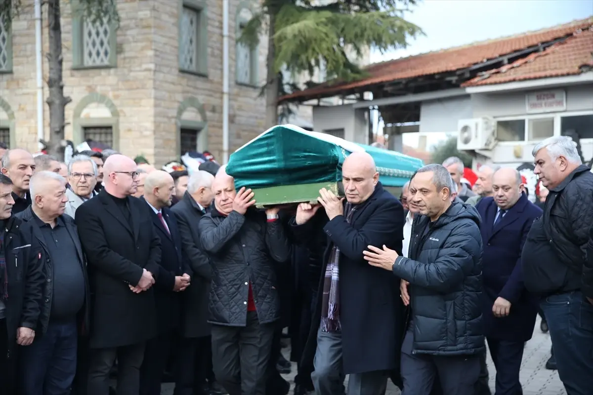 Iyi Parti Grup Baskanvekili Comez In Annesi S 19509135 Amp