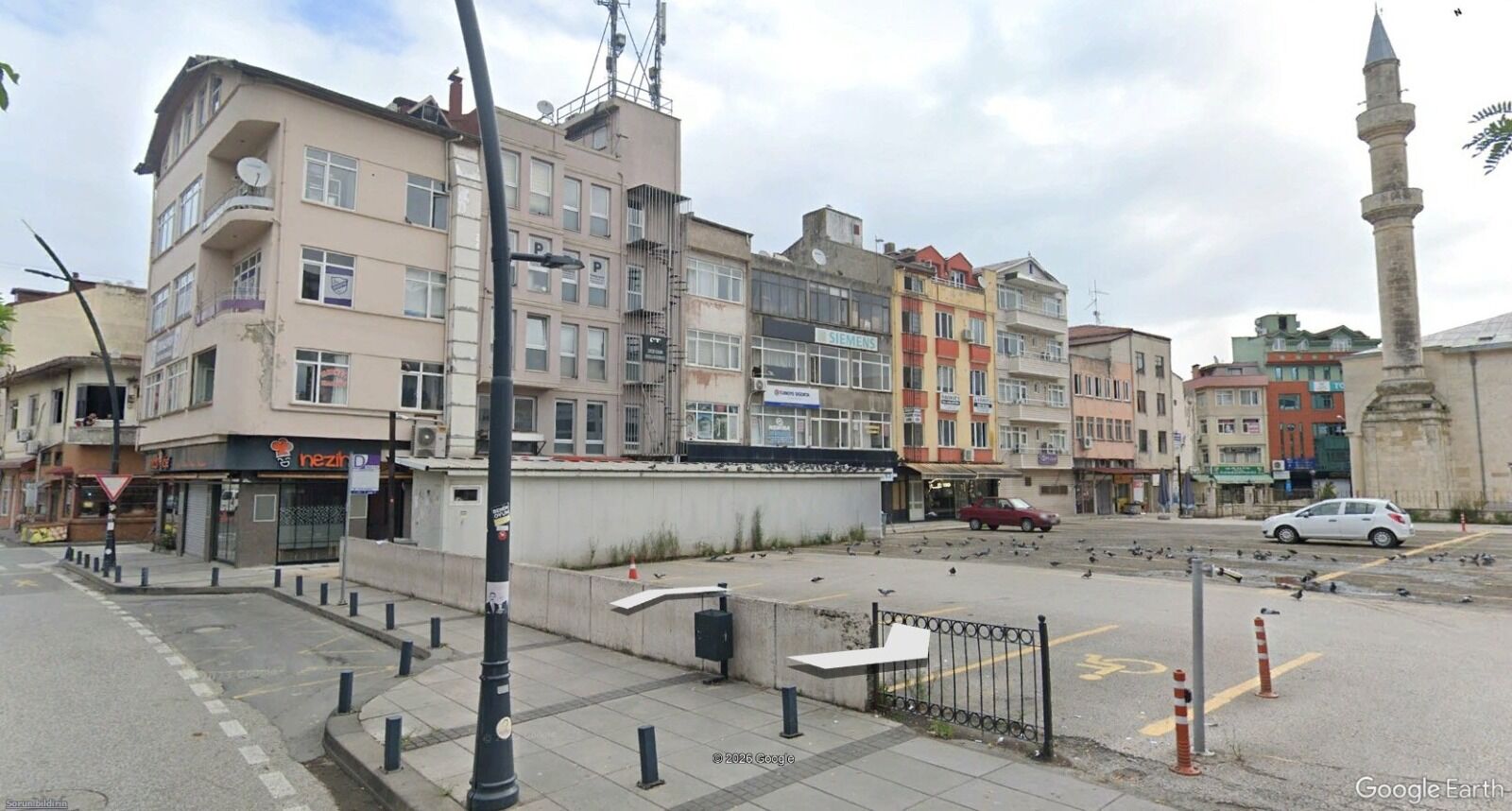 Mi̇llet Bahçesi̇ Ve Mi̇llet Düzü Çalişmalari Nedeni̇yle Trafi̇k Yeni̇den Düzenlendi̇ (3)